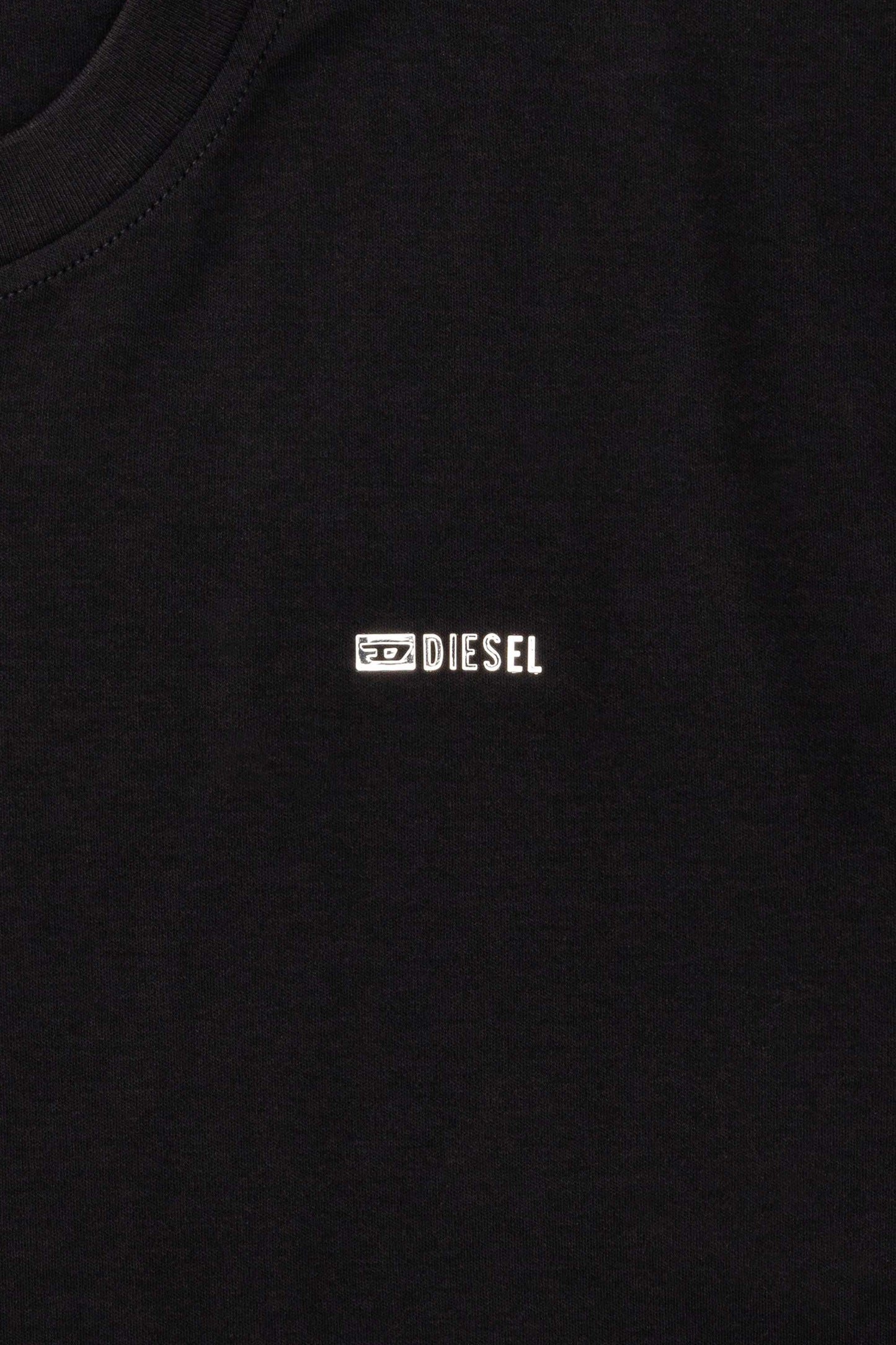 Cotton T-shirt with small logo on chest