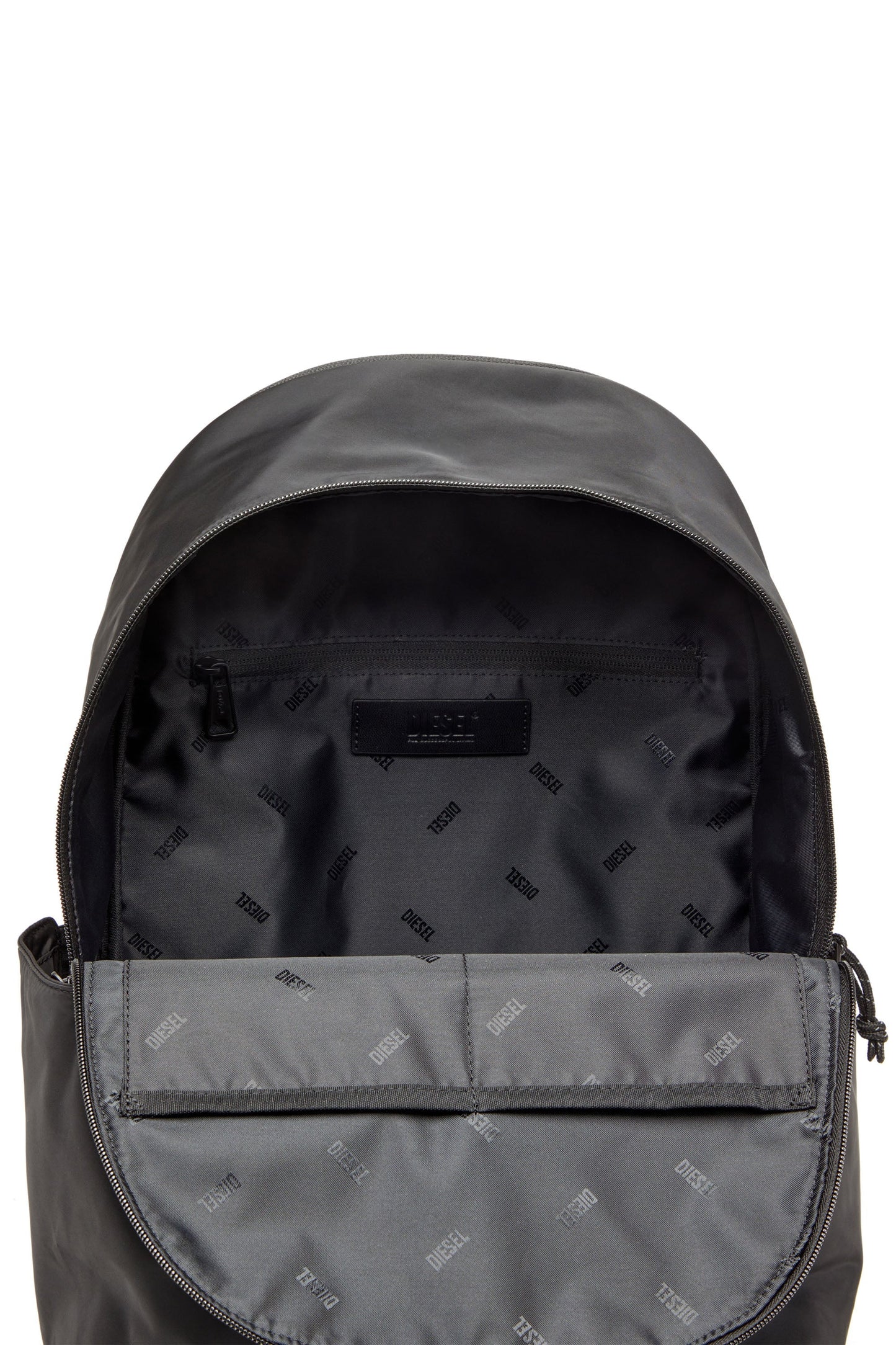 D-Pack-Backpack in satin-touch fabric