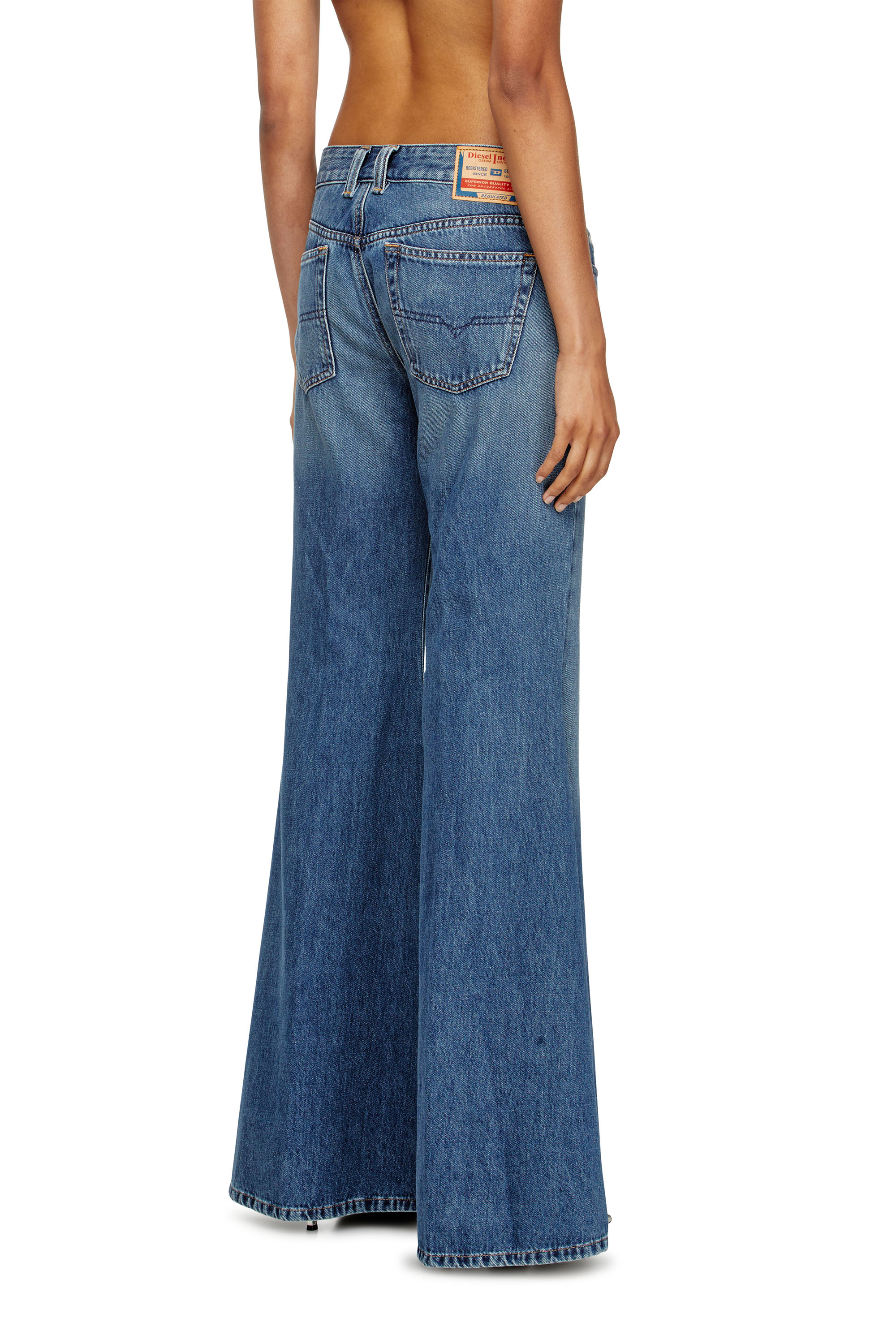 

Flare Jeans - 1970 D-Bleess