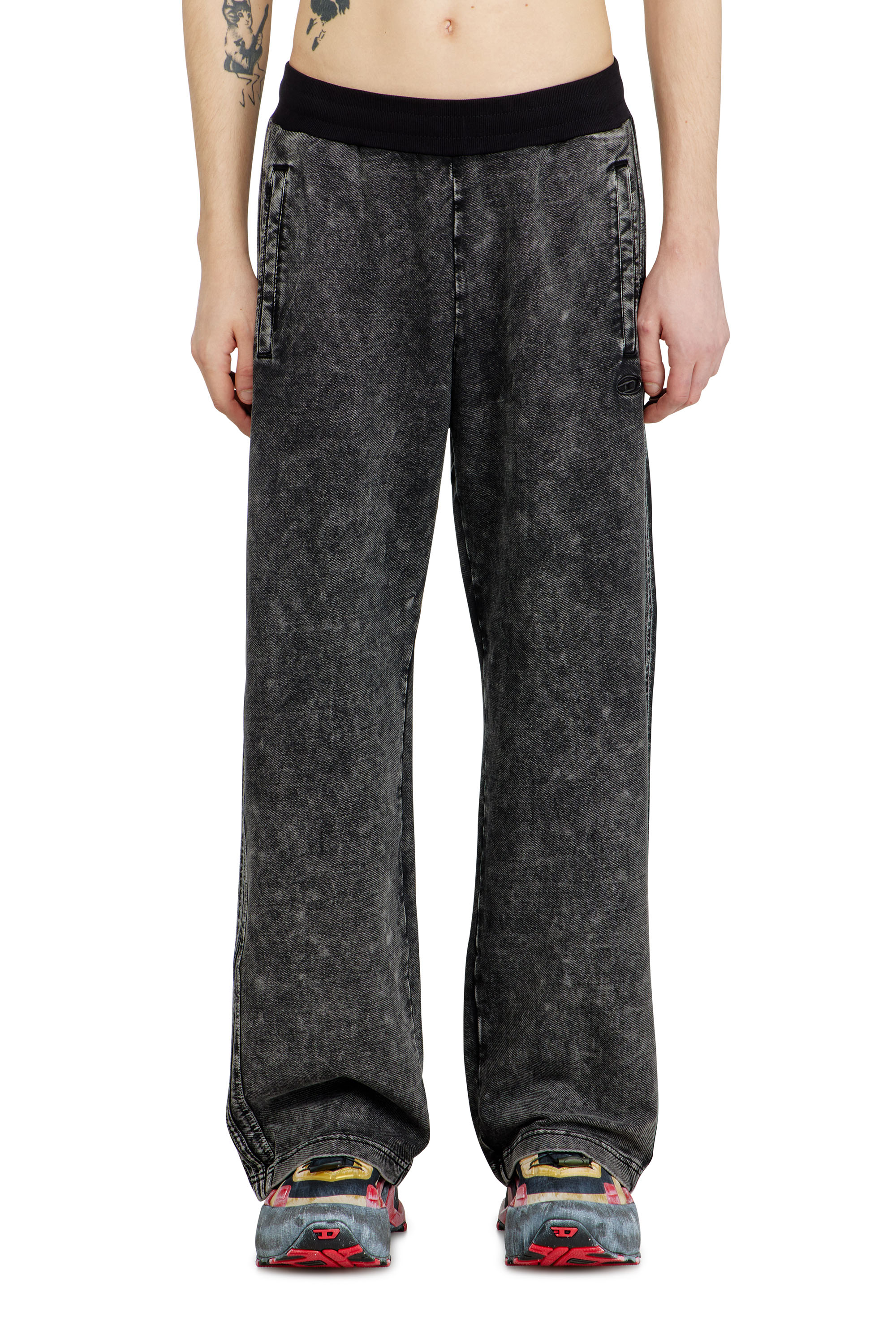 

Denim-look sweatpants with side bands